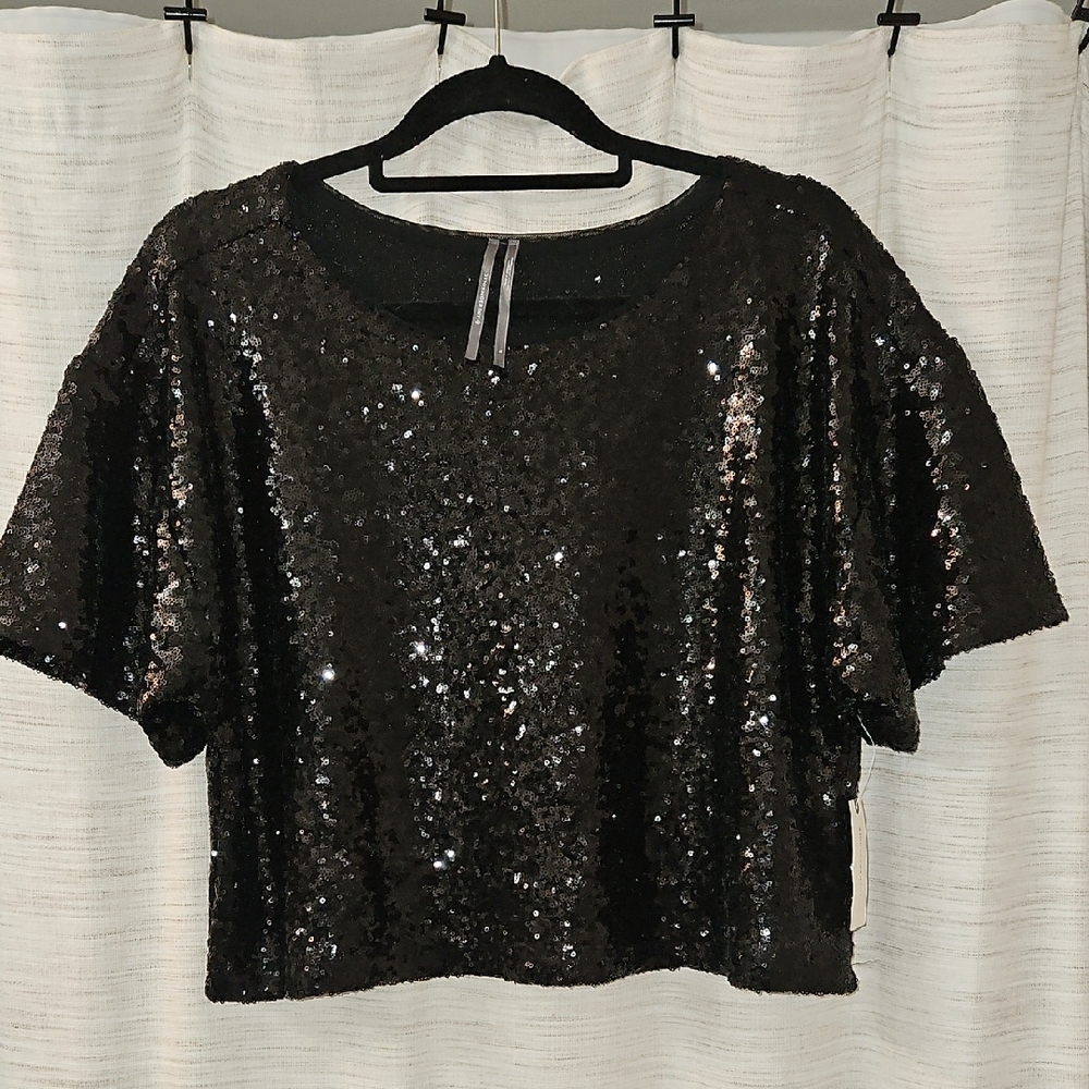 NWT Anthropologie Black Sequin Short Sleeve Crop Top Size L